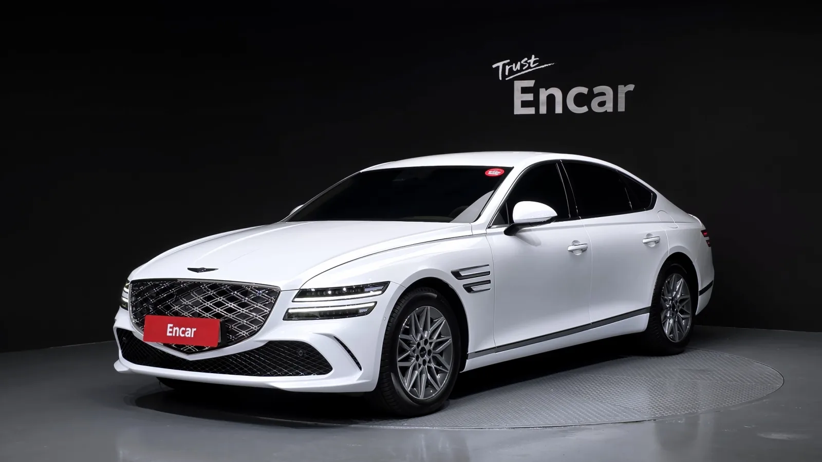 2027 Genesis G80