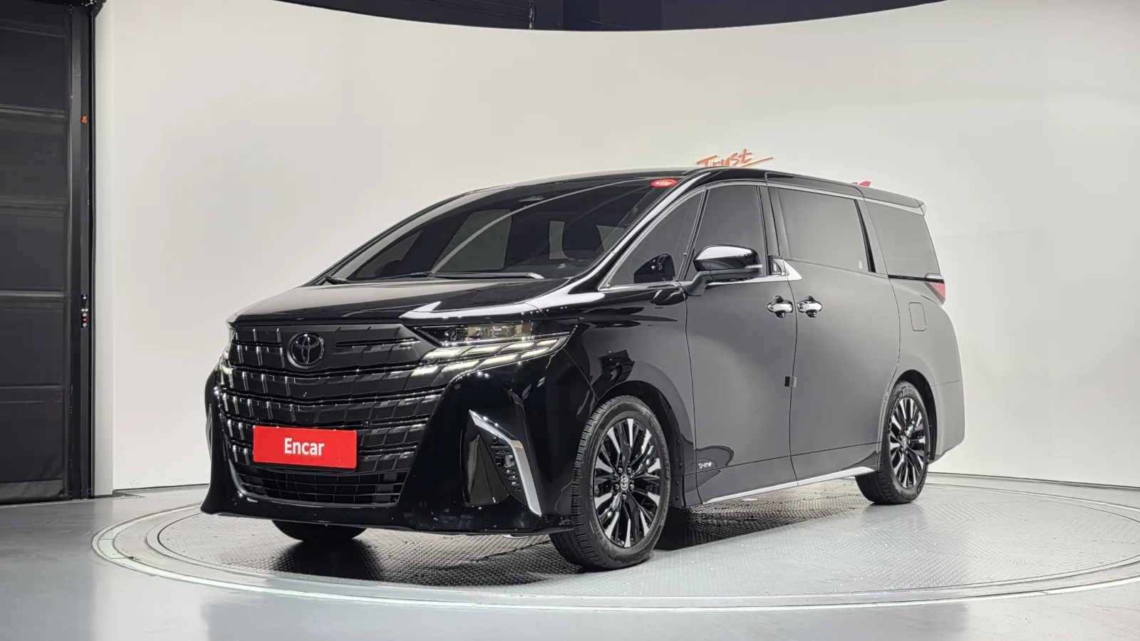 2024 Toyota Alphard