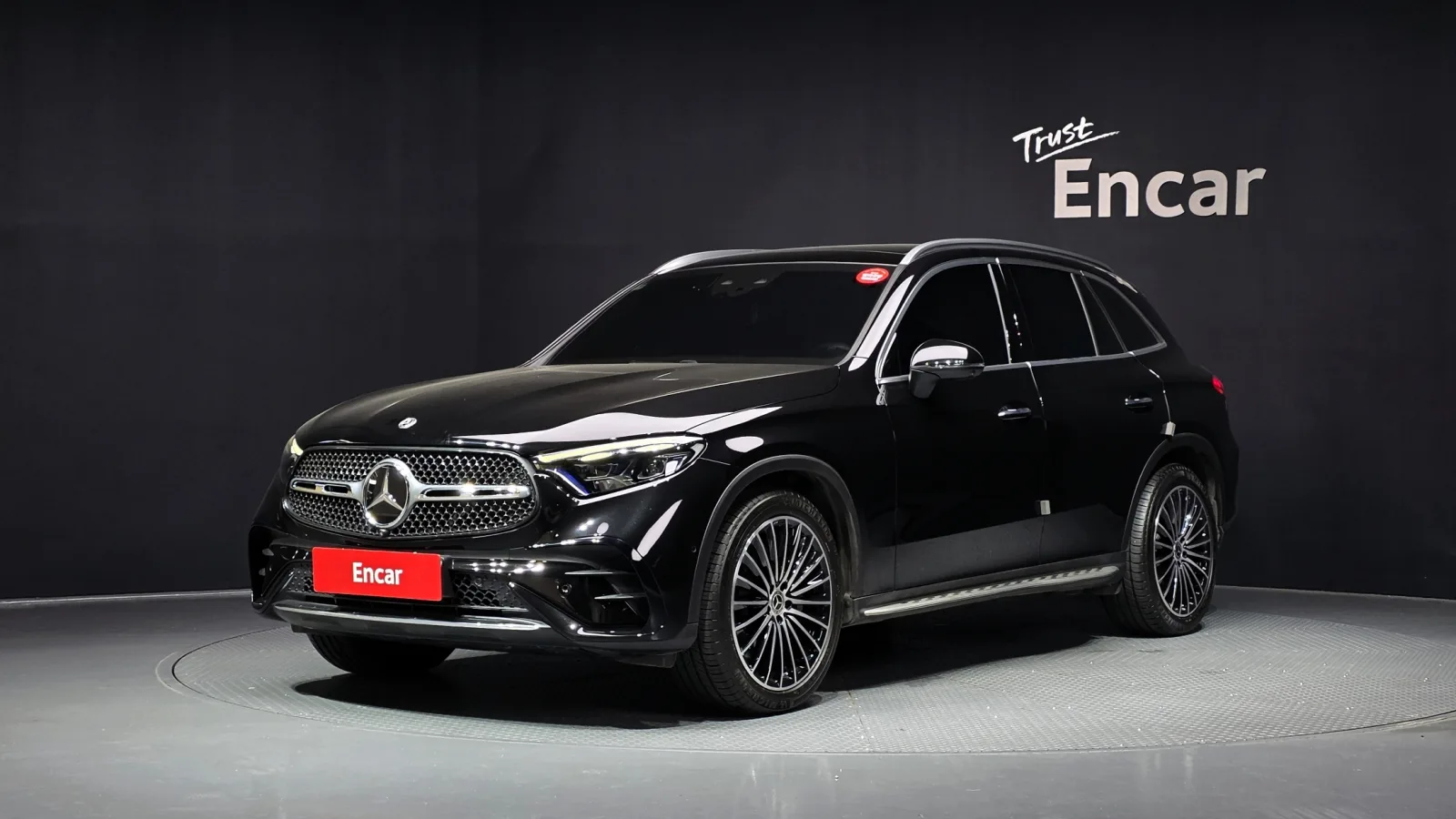 2024 Mercedes-Benz GLC-Class