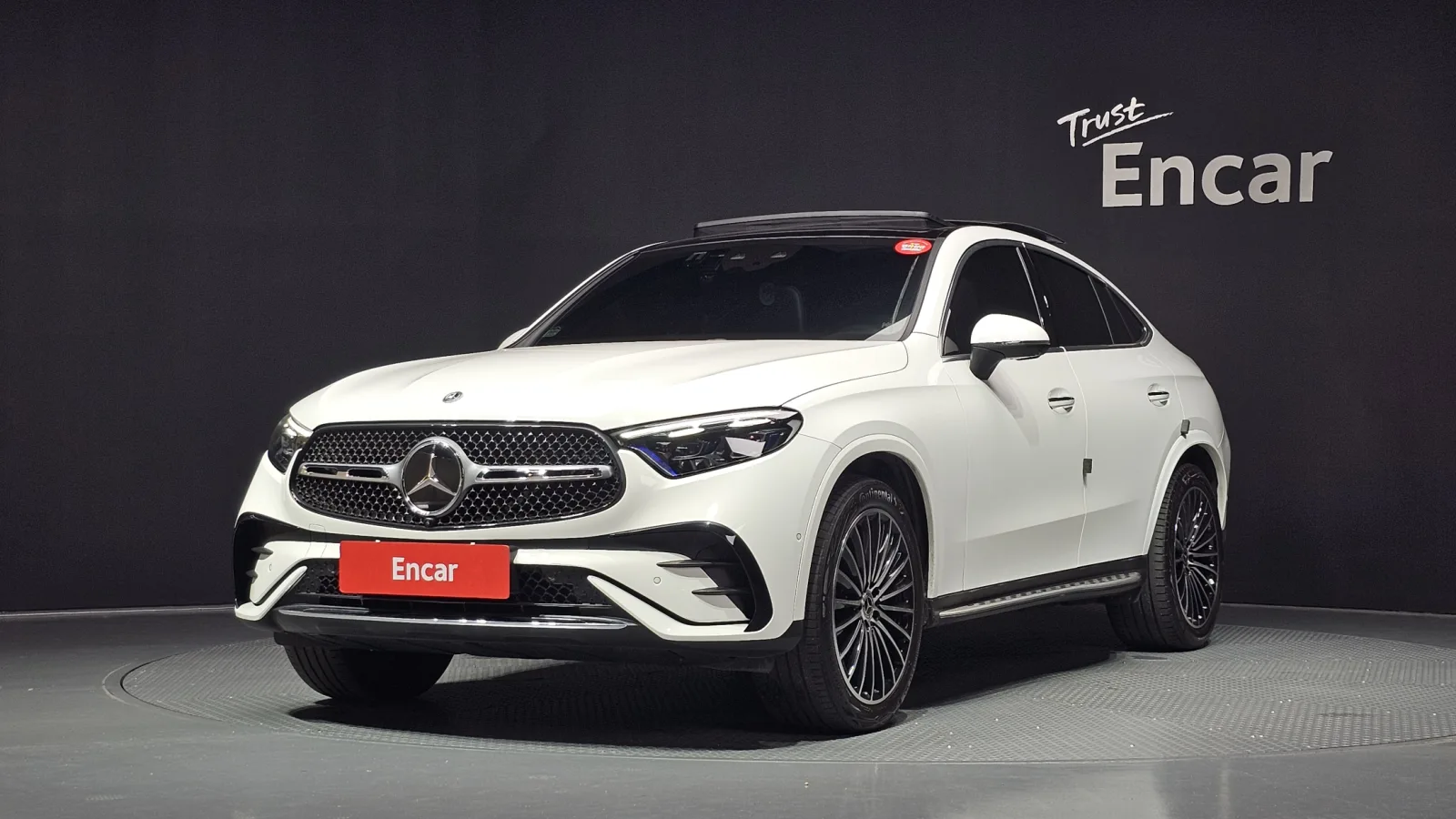 2024 Mercedes-Benz GLC-Class