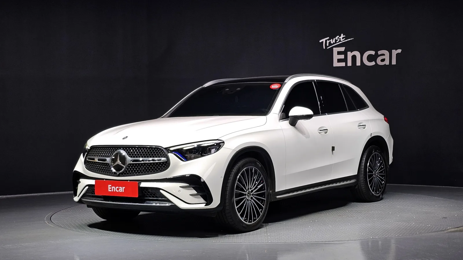 2024 Mercedes-Benz GLC-Class