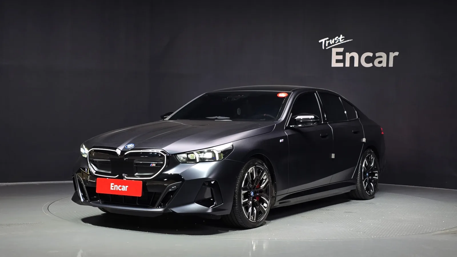 2024 BMW i5