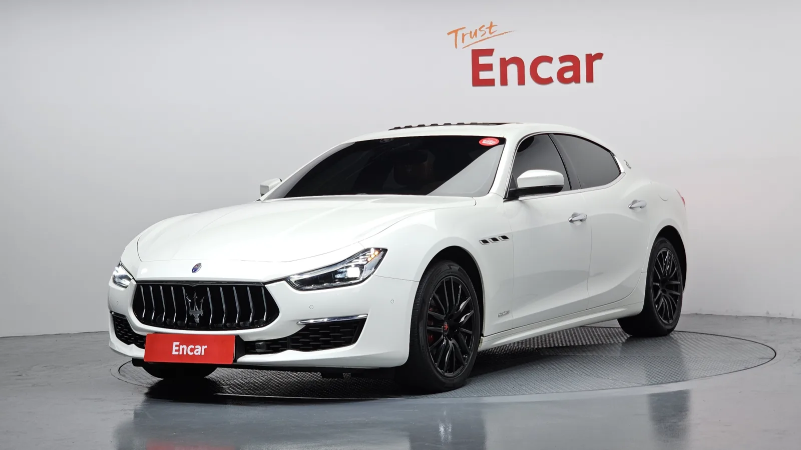 2019 Maserati Ghibli