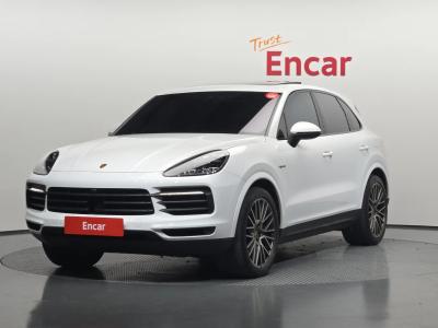 2023 Porsche Cayenne