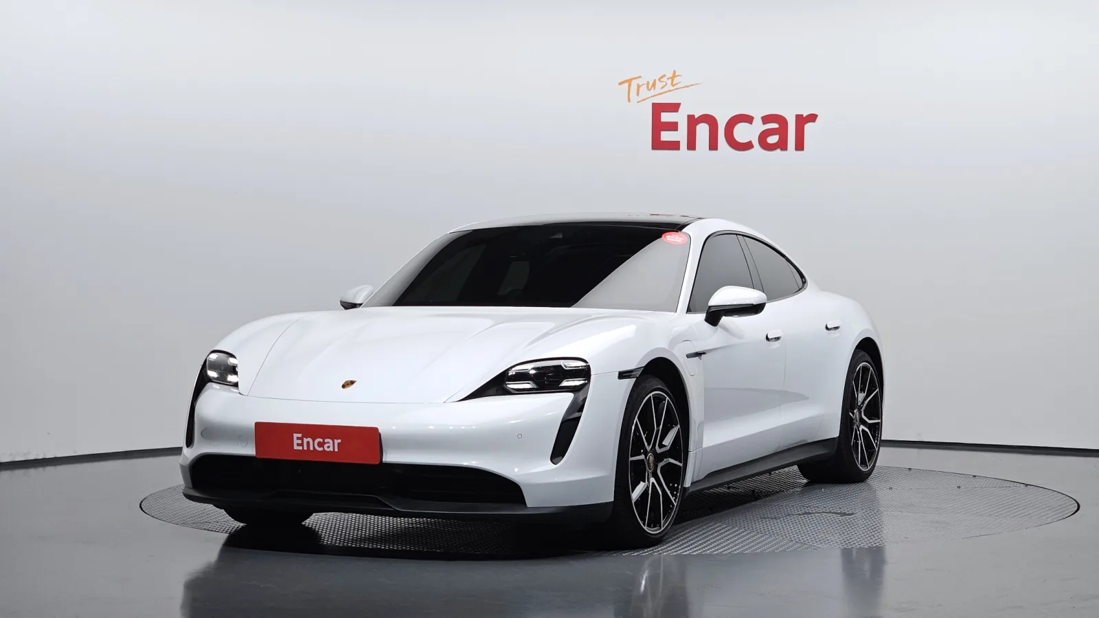 2023 Porsche Taycan