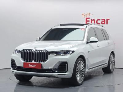 2021 BMW X7