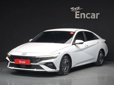 2024 Hyundai Elantra