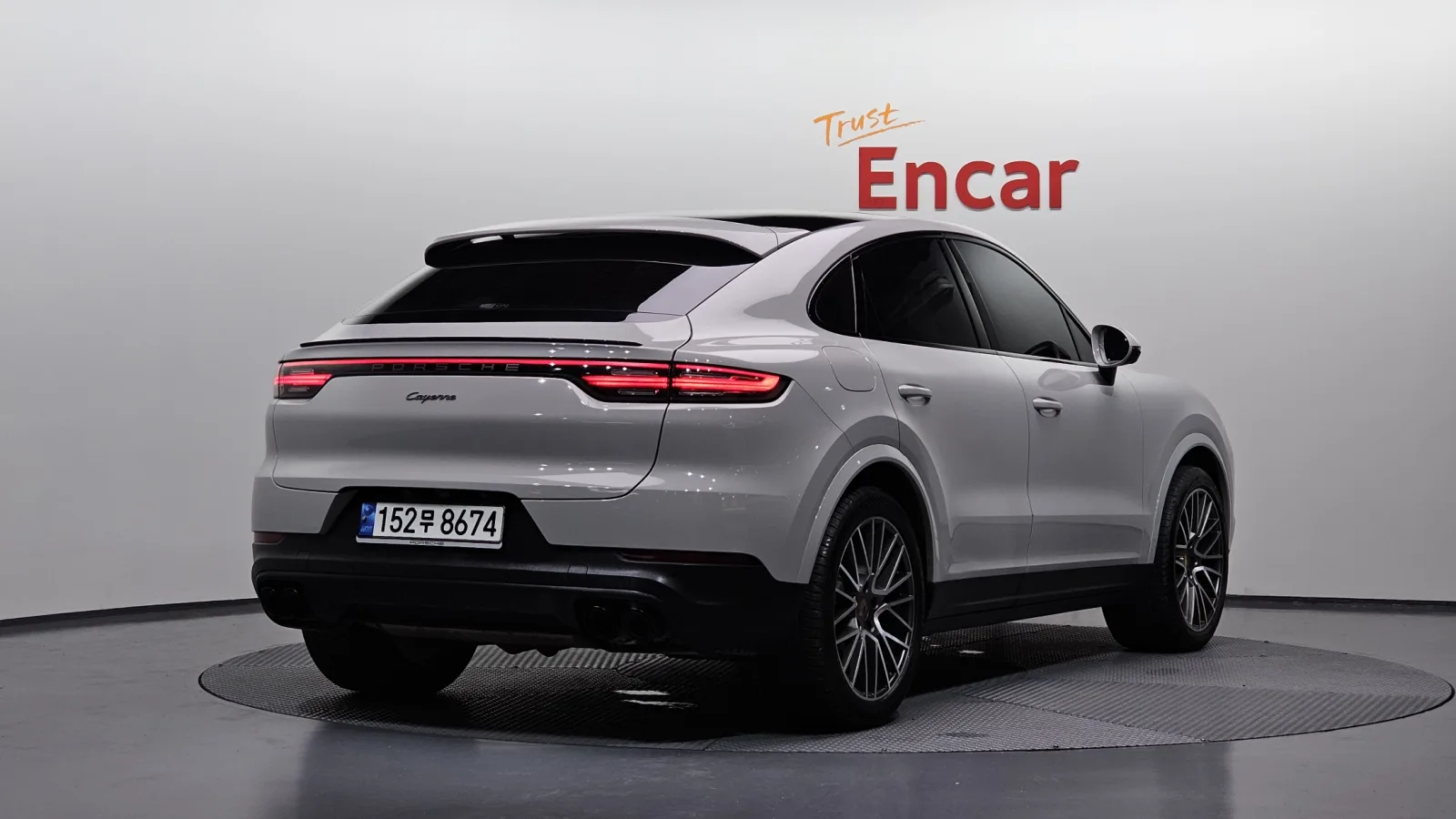 2023 Porsche Cayenne