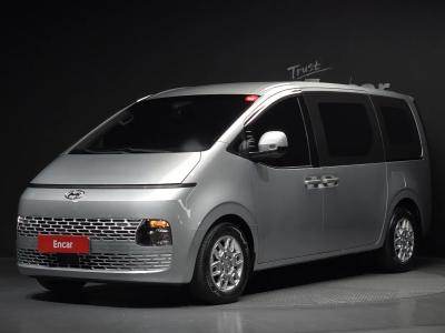 2022 Hyundai Staria