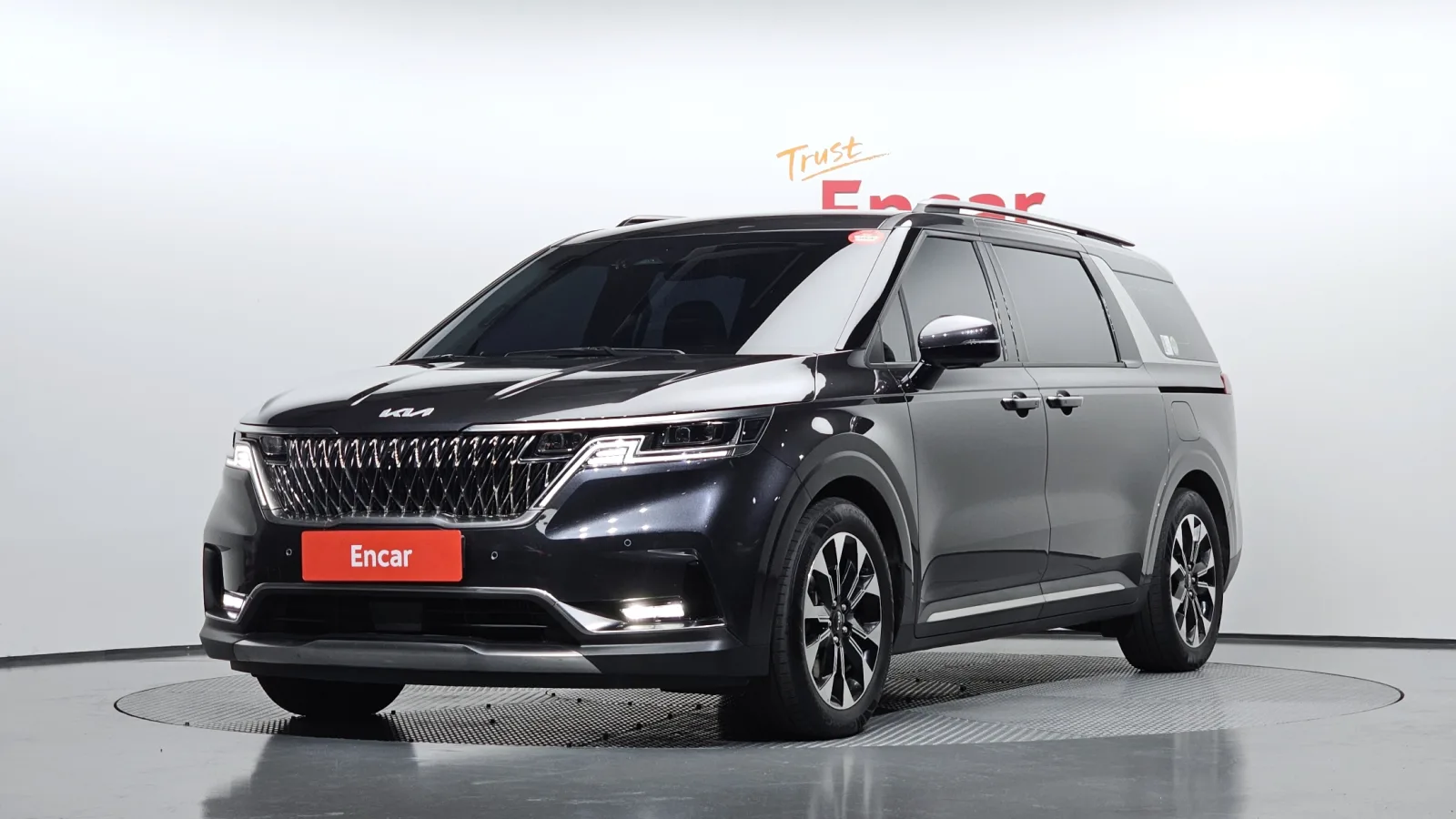 2023 Kia Carnival