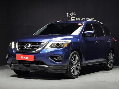 2017 Nissan Pathfinder