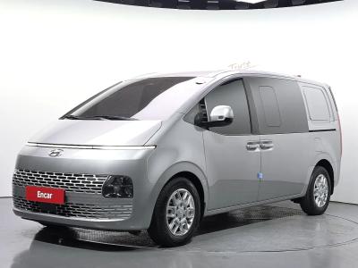 2022 Hyundai Staria