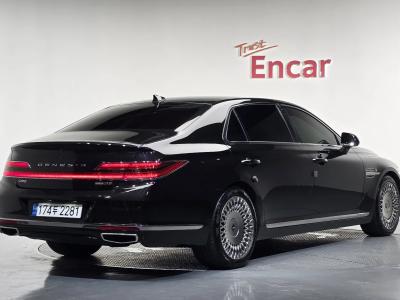 2019 Genesis G90