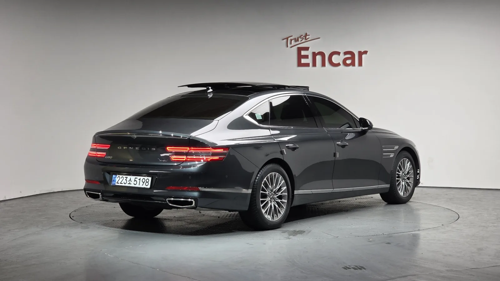 2021 Genesis G80
