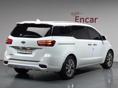2020 Kia Carnival
