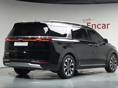2023 Kia Carnival