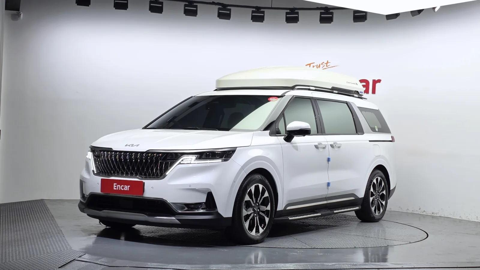 2023 Kia Carnival
