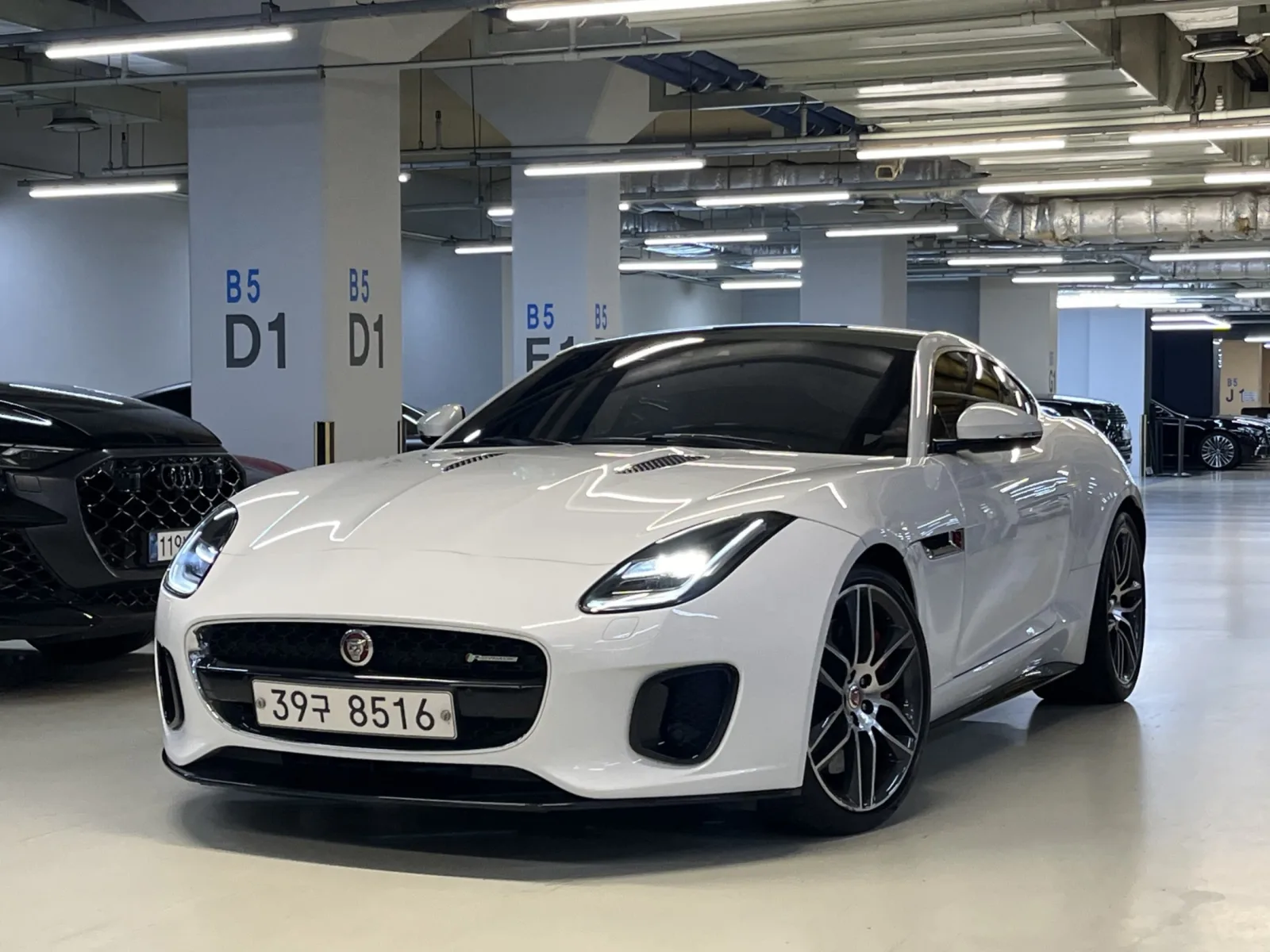 2019 Jaguar F-TYPE