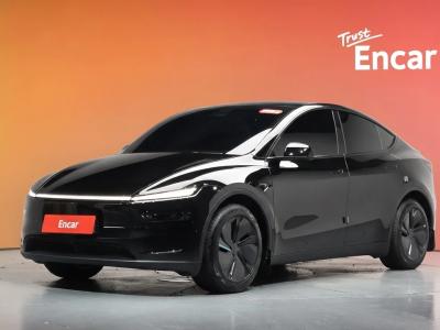 2025 Tesla Model Y