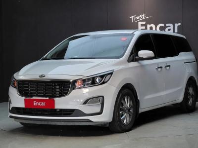 2020 Kia Carnival