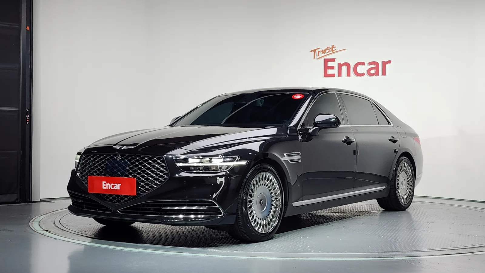 2019 Genesis G90