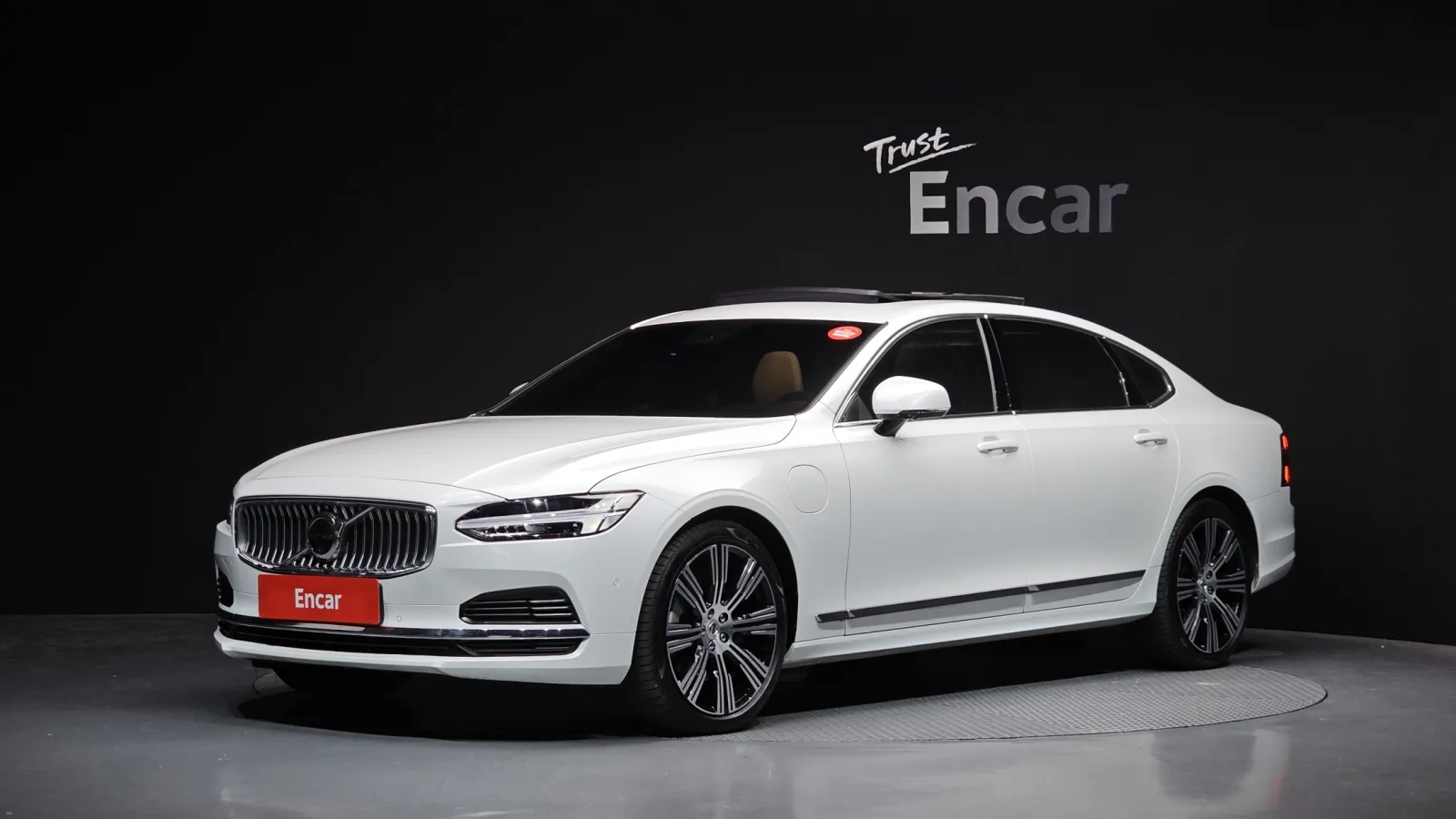 2025 Volvo S90