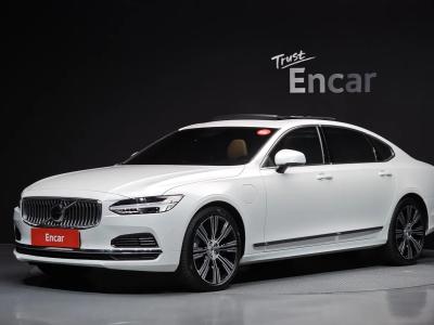 2025 Volvo S90