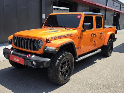 2025 Jeep Gladiator