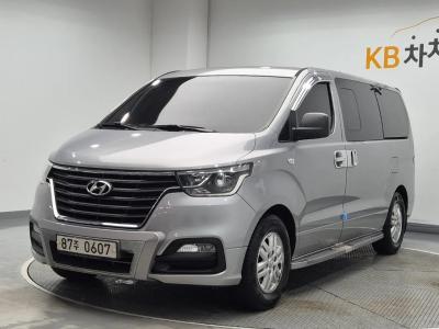 2019 Hyundai Starex