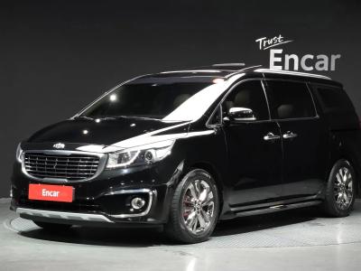 2015 Kia Carnival