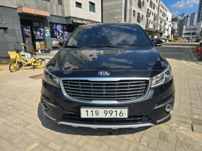 2016 Kia Carnival