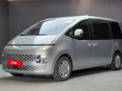2022 Hyundai Staria