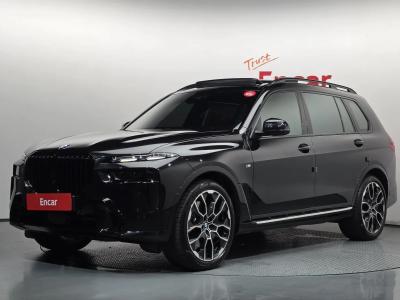 2025 BMW X7