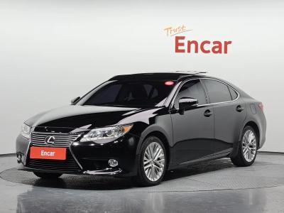 2013 Lexus ES