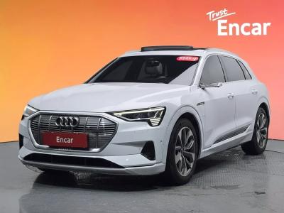 2022 Audi e-tron