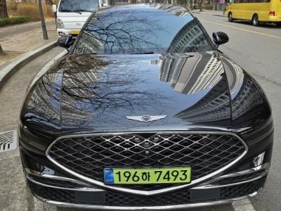 2025 Genesis G90