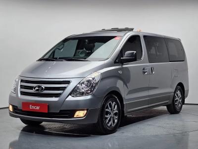 2016 Hyundai Starex