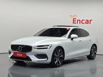 2023 Volvo S60