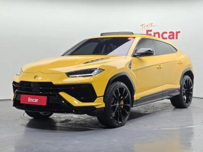 2024 Lamborghini Urus