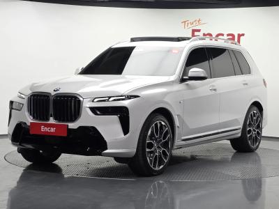 2024 BMW X7