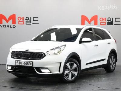 Kia Niro 1.6 PHEV 프레스티지 (2018년형)