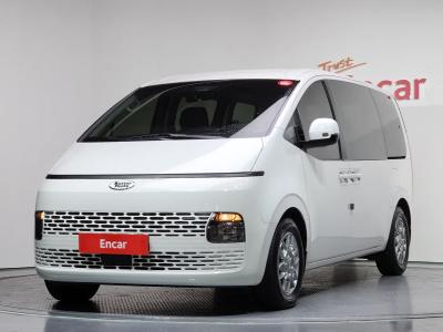 2022 Hyundai Staria