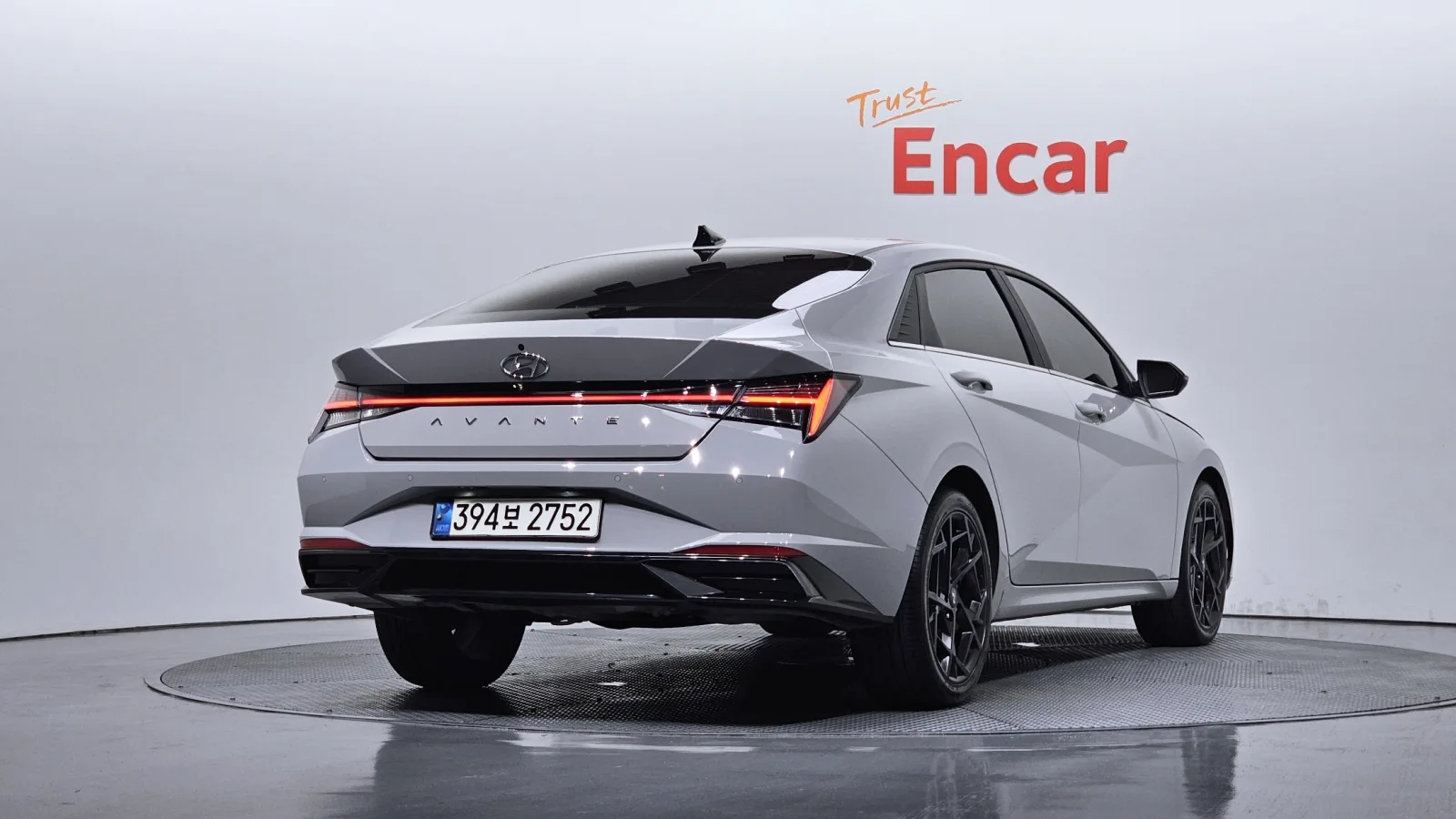 Hyundai Elantra 2022