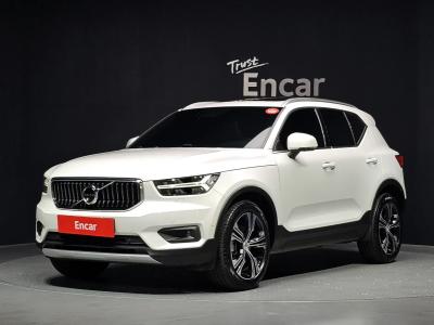 Volvo XC40 2021