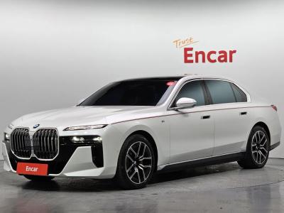 BMW i7 2023