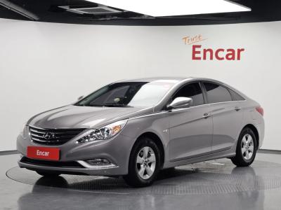Hyundai Sonata 2012