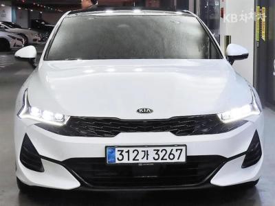 Kia K5 3세대 1.6 가솔린 터보 시그니처 (2020년형)