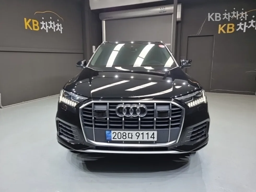 Audi New Q7 3.0 45 TDI Quattro 기본형 (2022년형)