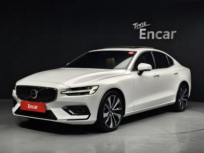 2024 Volvo S60