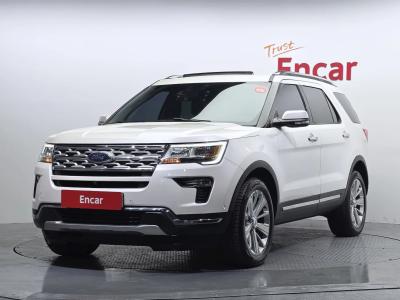 2019 Ford Explorer